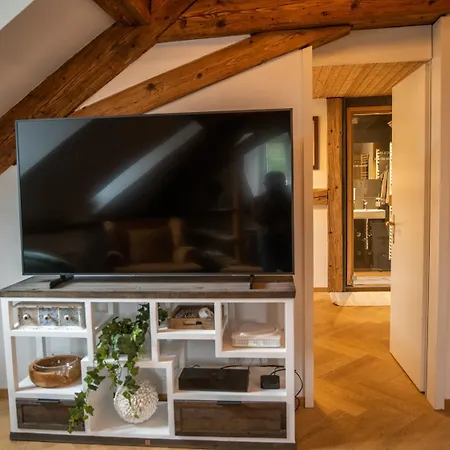 Moderne Altbauwohnung Im Zentrum Von Mit Wellness Appartement