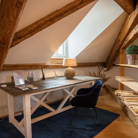 Moderne Altbauwohnung Im Zentrum Von Mit Wellness Berna
